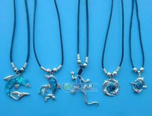 供應鮑貝吊墜價格與廠家全覽 世界工廠網飾品信息庫解析